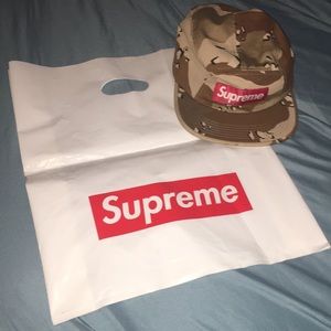 Supreme desert Camo hat .